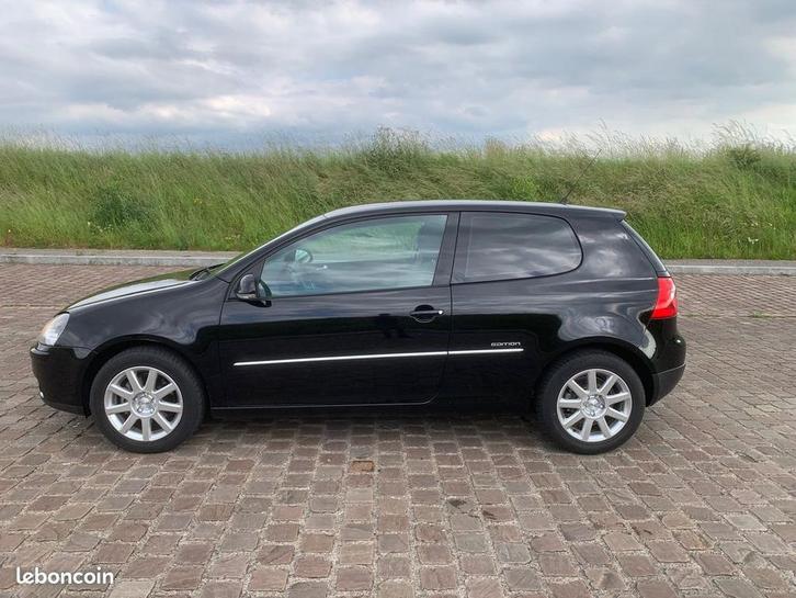 Vend chassis golf 5 3 porte 1900tdi  165000 klm, Autos, Audi, Particulier, Diesel, Berline, 3 portes, Boîte manuelle, Noir, Noir