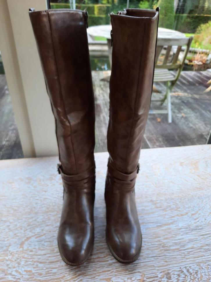 Knappe laarzen GB GRANDS BOULEVARDS - 40, Kleding | Dames, Schoenen, Zo goed als nieuw, Hoge laarzen, Bruin, Ophalen of Verzenden