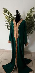 Caftan, Enlèvement, Comme neuf