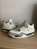 Jordan 4 SB Pine Green, Kleding | Heren, Schoenen, Wit, Ophalen of Verzenden, Zo goed als nieuw, Sneakers
