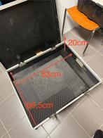 Flight case 66,5cm x 83cm x 20cm, Muziek en Instrumenten, Behuizingen en Koffers, Ophalen, Gebruikt, Speaker of Versterker, Flightcase