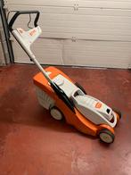 Stihl accu grasmaaier, Tuin en Terras, Grasmaaiers, Ophalen, Cirkelmaaier, Gebruikt, Accu-grasmaaier