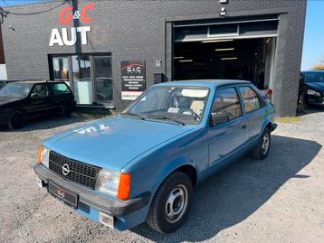 Opel kadett beschikbaar voor biedingen