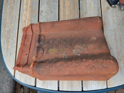 Gezocht: linkse gevelpannen pottelberg/sterreberg, Doe-het-zelf en Bouw, Dakpannen en Dakbedekking, Gebruikt, Dakpannen, Ophalen