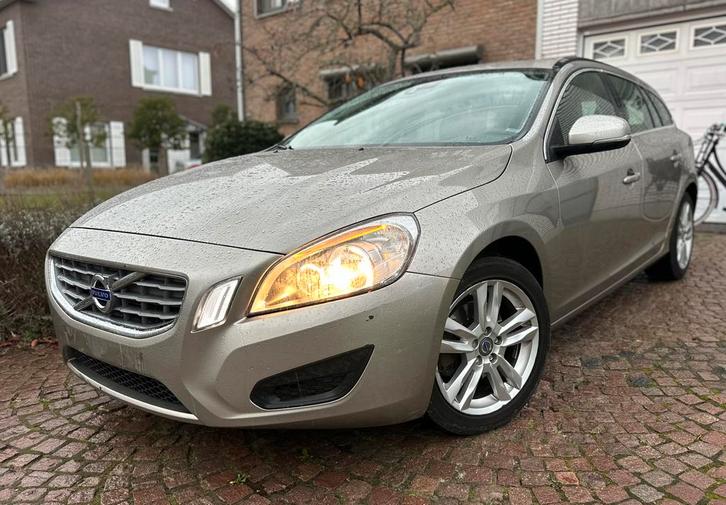Volvo V60 1.6 diesel D2 1ste eigenaar met ohb gekeurd VVK, Auto's, Volvo, Particulier, V60, ABS, Airbags, Airconditioning, Alarm