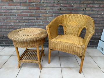 Rotan set - rotan stoel - rotan tafeltje beschikbaar voor biedingen