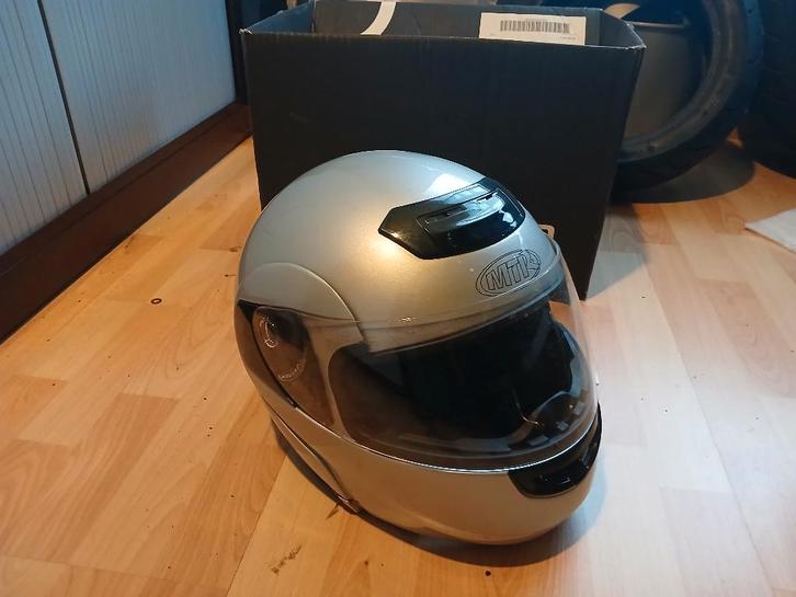 helmen verschillende modellen 20 € en 25 €, Motos, Vêtements | Casques de moto, Autres types, S, Seconde main, Enlèvement ou Envoi