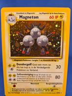 Magneton 9/102 - Base (NL), Hobby en Vrije tijd, Verzamelkaartspellen | Pokémon, Verzenden, Zo goed als nieuw