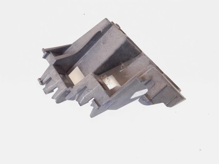 Support pare-chocs arrière droit d'un Volkswagen Jetta, Autos : Pièces & Accessoires, Carrosserie & Tôlerie, Volkswagen, Utilisé