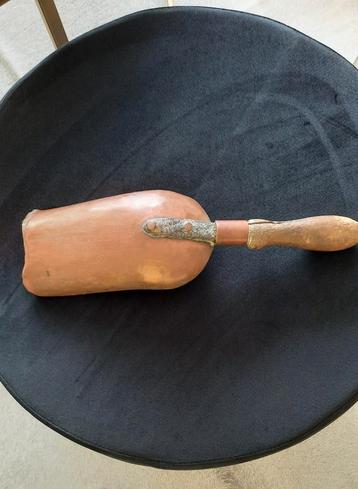 PELLE À CHARBON ANCIENNE, Enlèvement ou Envoi