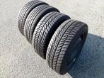 4 très bons pneus hiver 205/55-16 sur jantes Ford, Autos : Pièces & Accessoires, Pneus et Jantes, Pneus hiver, 16 pouces, 205 mm