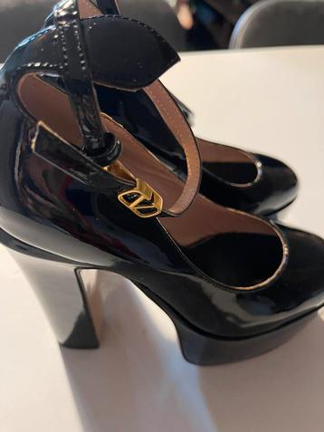 Nieuwe Valentino pumps, Ophalen of Verzenden, Pumps
