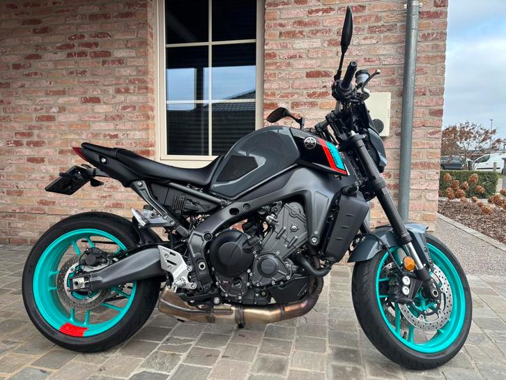 Yamaha mt09, Motos, Motos | Yamaha, Particulier, Naked bike, plus de 35 kW, 3 cylindres, Permis Moto A, Enlèvement