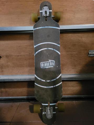Longboard beschikbaar voor biedingen