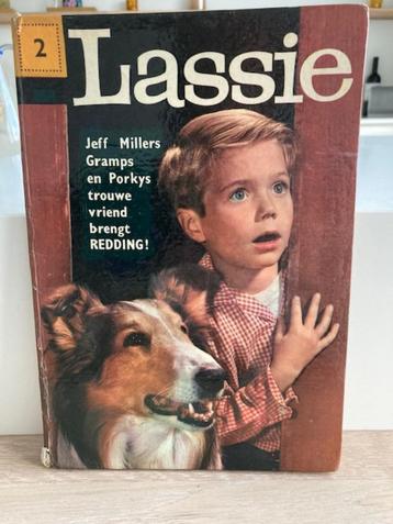 zeer oud boek:  Lassie brengt redding - 1959