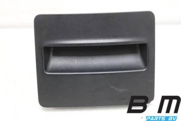 Opbergvak achterzijde Skoda Octavia 3 5E0863284B beschikbaar voor biedingen