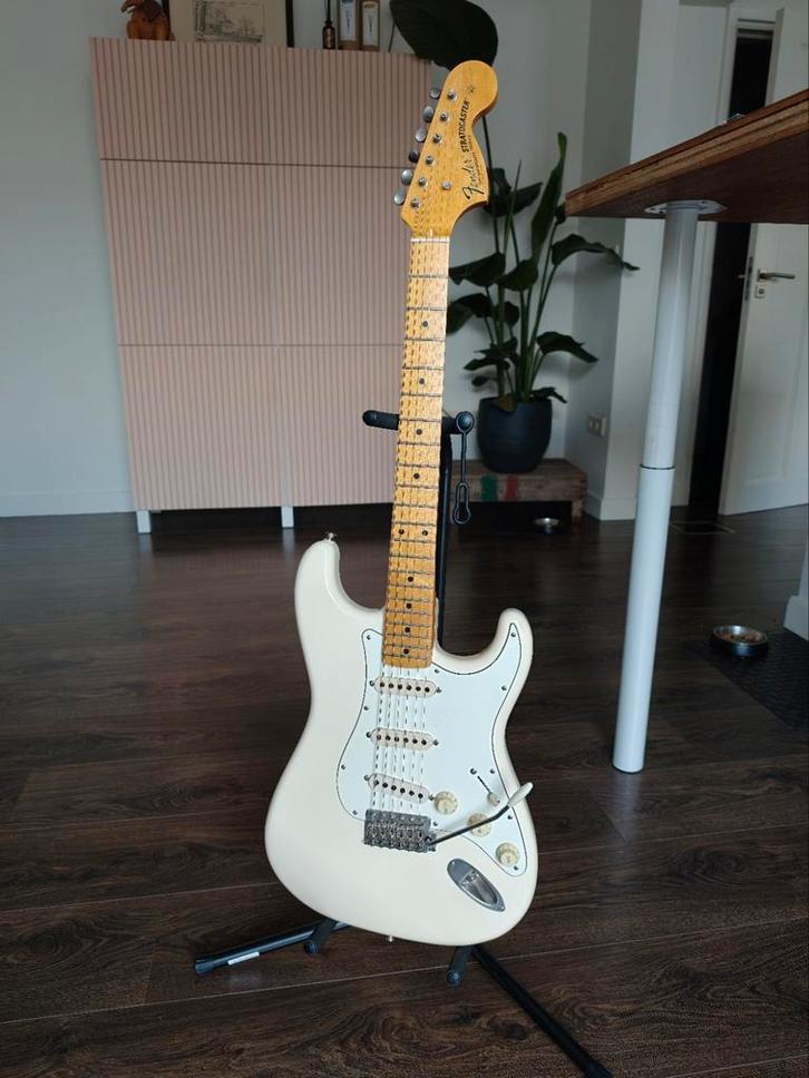 Fender Japan JV Modified 60s Stratocaster, Muziek en Instrumenten, Snaarinstrumenten | Gitaren | Elektrisch, Gebruikt, Solid body