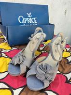 Caprice, mooie lichtgrijze open schoenen 38,5 nieuw met doos, Kleding | Dames, Schoenen, Ophalen of Verzenden, Nieuw, Sandalen of Muiltjes