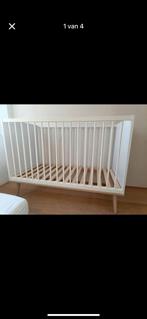 Bedje quax flow oak white, Kinderen en Baby's, Babywiegjes en Ledikanten, Ophalen of Verzenden, Zo goed als nieuw