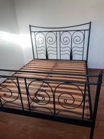 Tweepersoonsbed 160x200 – stevig metalen frame, Huis en Inrichting, Slaapkamer | Bedden, Ophalen, Gebruikt, Zwart, Tweepersoons