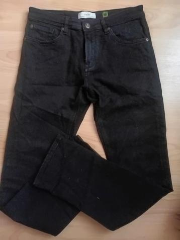 Jeans noir Célio w32 L32 straight taille 40 beschikbaar voor biedingen