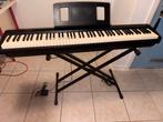 Roland FP-10 piano, Musique & Instruments, Enlèvement, Comme neuf, Noir, Piano