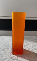 Petit vase en verre orange long et fin rectangulaire, Maison & Meubles, Accessoires pour la Maison | Vases, Comme neuf, Enlèvement
