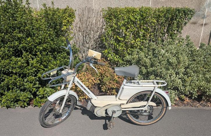 Oude Peugeot 102 50cc, Fietsen en Brommers, Brommers | Oldtimers, Overige merken, Ophalen