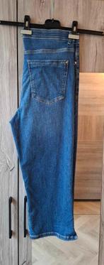 Nieuwe jeans enkel broek maat 42, Kleding | Dames, Spijkerbroeken en Jeans, Nieuw, Ophalen of Verzenden, W33 - W36 (confectie 42/44)