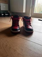 Jordan 1’s red and black maat 38, Kleding | Heren, Schoenen, Ophalen, Zo goed als nieuw