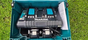 Makita dubbele batterijlader, Doe-het-zelf en Bouw, Ophalen, Nieuw