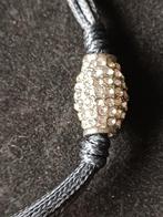 Leuke fantasie armband, Ophalen