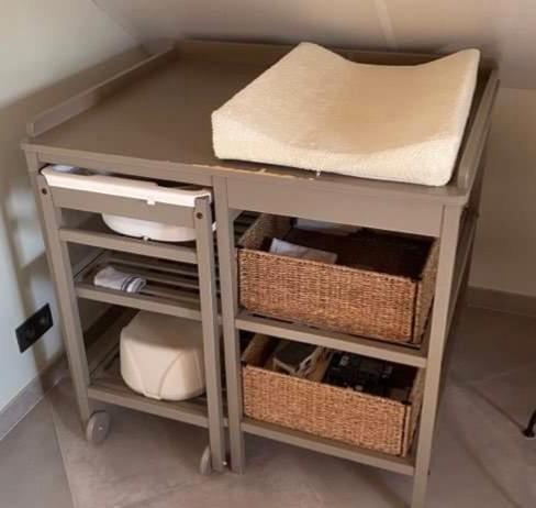 Verzorgingstafel Quax, Kinderen en Baby's, Kinderkamer | Commodes en Kasten, Gebruikt, Ophalen
