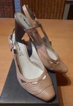Beige pump Tamaris maat 39 weinig gedragen, Enlèvement, Comme neuf, Beige