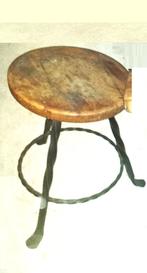 stevige kruk 48 cm , 66 cm, Huis en Inrichting, Krukjes, Ophalen of Verzenden