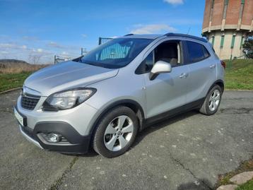 Opel Mokka 2016 16i benzine 64000km, airco, GPS... 