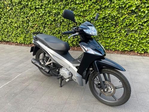 Honda Wave 110i, Motoren, Motoren | Honda, Particulier, Scooter, 11 kW of minder, 1 cilinder, Ophalen
