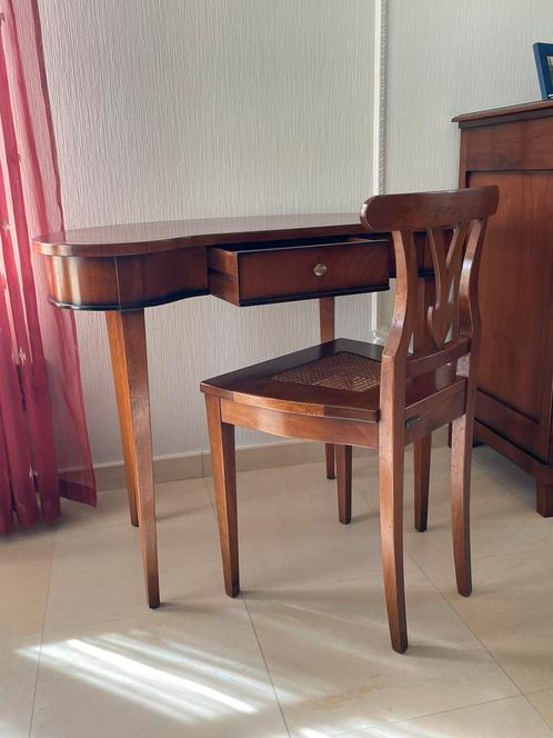 Bureautafel en stoel, Antiek en Kunst, Antiek | Meubels | Tafels, Ophalen