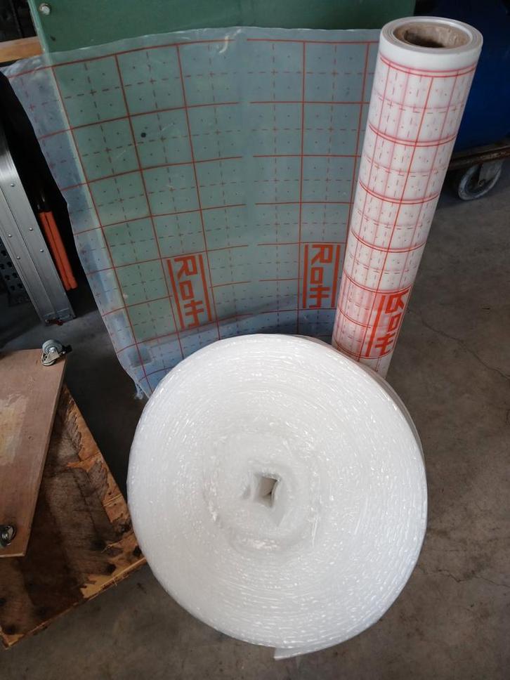 Roth vloerverwarmingsfolie + tackerclips + randisolatiefolie, Doe-het-zelf en Bouw, Isolatie en Afdichting, Ophalen