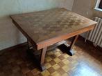 Tafel met dambord patroon, Ophalen