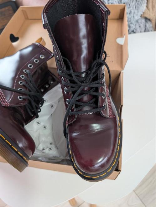 Dr Martens Vegan 1460 Cherry red Taille 40, Kleding | Dames, Schoenen