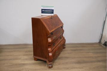 Antiek Wortel-Notenhouten Buik-Secretaire beschikbaar voor biedingen