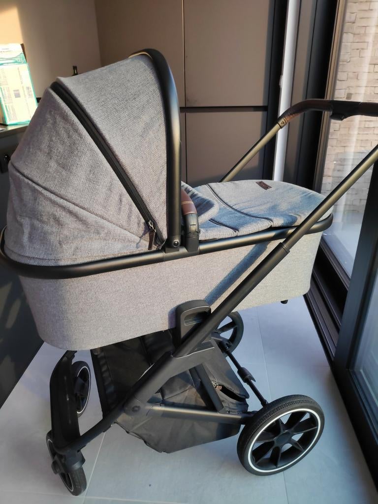 Q-rider kinderwagen van Qute, Kinderen en Baby's, Kinderwagens en Combinaties, Gebruikt, Verstelbare duwstang, Ophalen, Kinderwagen