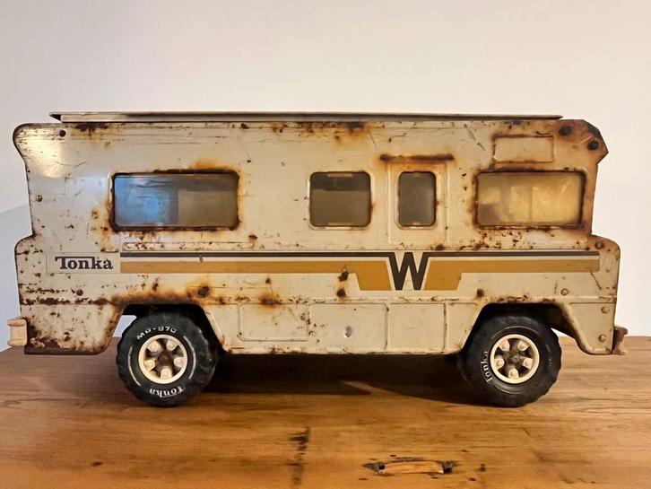 Tonka Vintage Winnebago Motorhome - voor jaren 70, Hobby en Vrije tijd, Modelauto's | Overige schalen, Gebruikt, Bus of Vrachtwagen