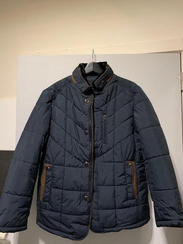 Nieuwe winterjas heren S beschikbaar voor biedingen