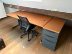 Professioneel bureau met ladenblok, Huis en Inrichting, Bureaus, Ophalen, Zo goed als nieuw, Bureau