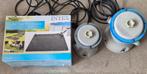 3 tapis solaire et 2 pompes de filtration., Ophalen, Gebruikt