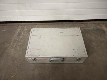 Flightcase beschikbaar voor biedingen