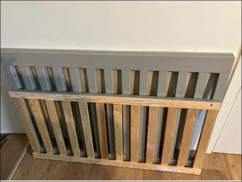 Panelen babybed Quax, Kinderen en Baby's, Kinderkamer | Complete kinderkamers, Zo goed als nieuw, Jongetje of Meisje, Ophalen