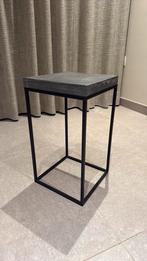 Bijzettafeltje, Ophalen, Zo goed als nieuw